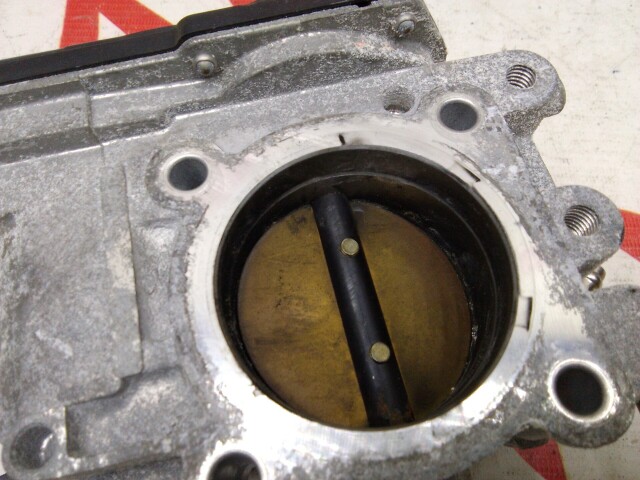 Дроссельная заслонка TOYOTA Avensis 1AZ-FSE