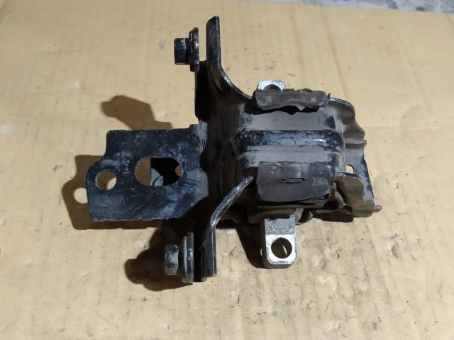 Подушка ДВС SKODA Fabia CGPA