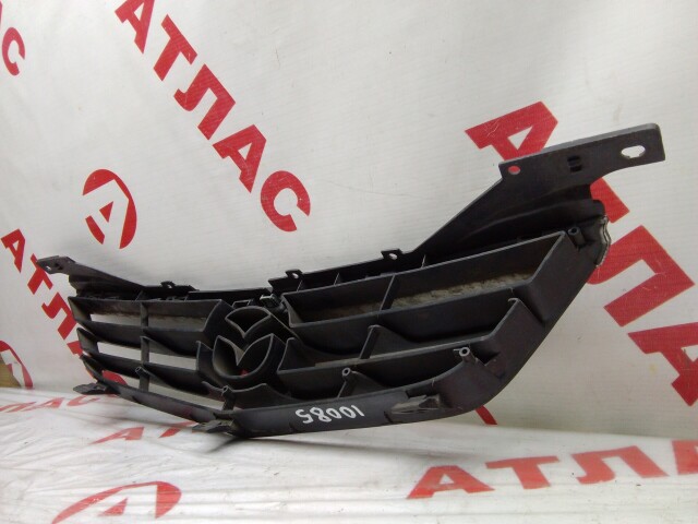Решетка радиатора MAZDA Capella 
