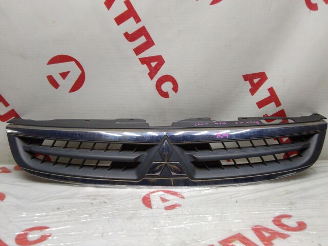 Решетка радиатора MITSUBISHI Colt 