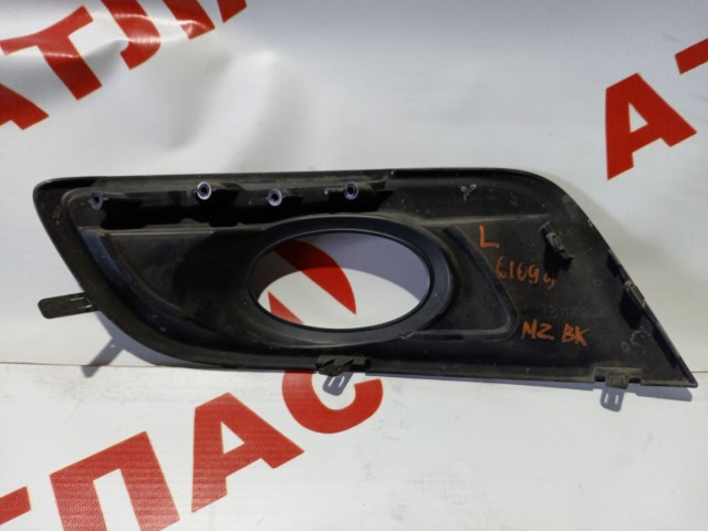 Оправа туманки MAZDA Axela 