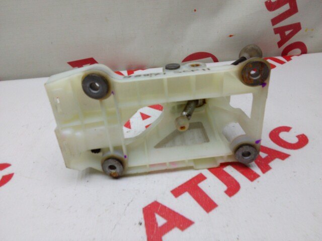 Рычаг КПП TOYOTA Platz 