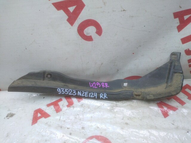 Подкрылок TOYOTA Corolla 