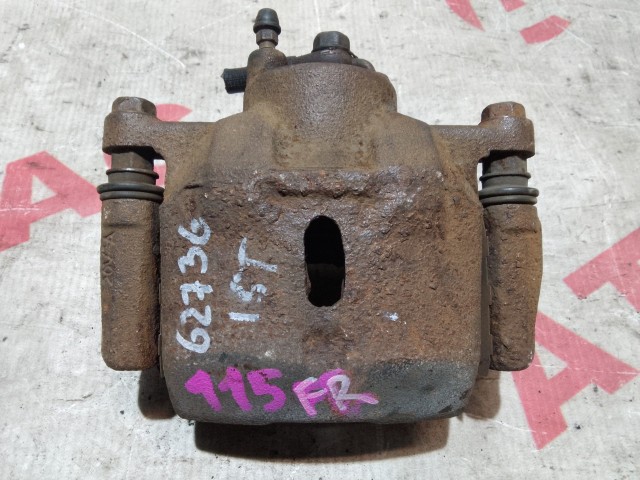 Суппорт TOYOTA Ist 