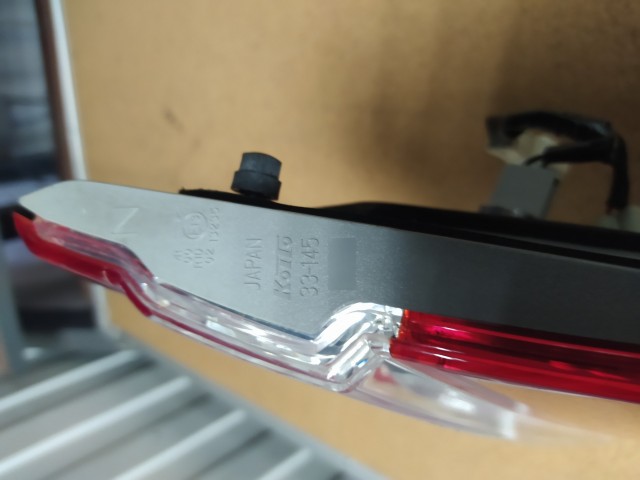 Вставка багажника TOYOTA Camry 