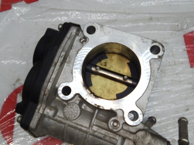 Дроссельная заслонка RENAULT Duster H4M