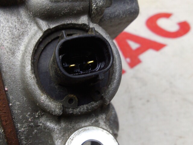 Компрессор кондиционера TOYOTA Avensis 2AZ-FSE