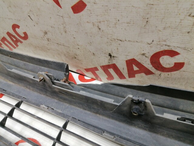 Бампер передний TOYOTA Avensis 