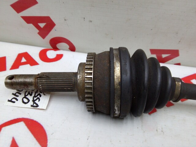 Привод задний NISSAN R'nessa 