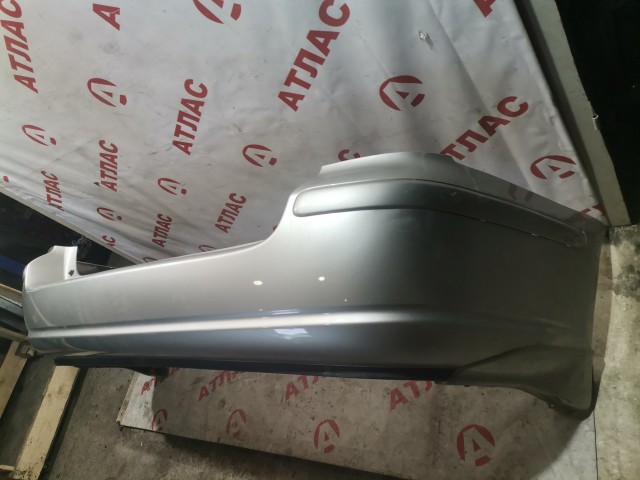 Бампер задний TOYOTA Avensis 