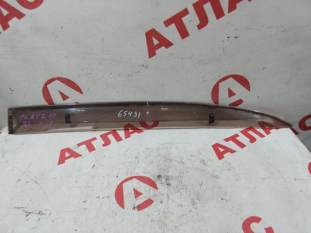 Ветровик TOYOTA Platz 