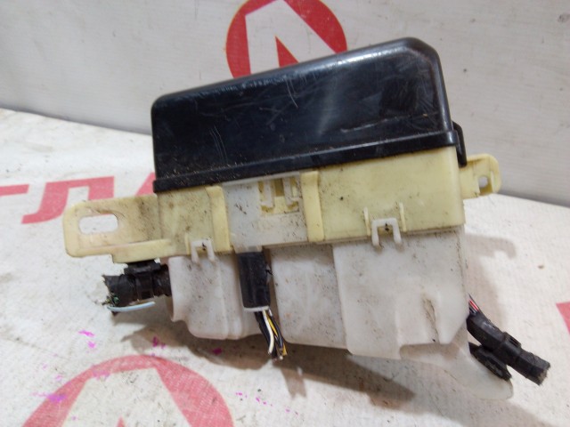 Блок предохранителей TOYOTA Platz 2NZ-FE