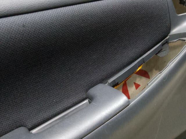 Обшивка двери TOYOTA Corolla Fielder 