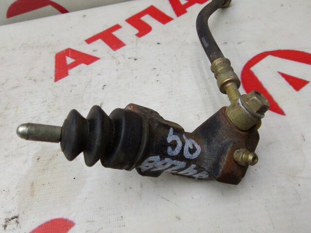 Рабочий цилиндр сцепления NISSAN Sunny QG15-DE