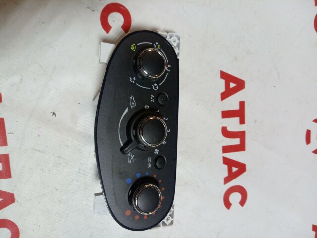 Блок управления печкой и кондиционером RENAULT Duster 