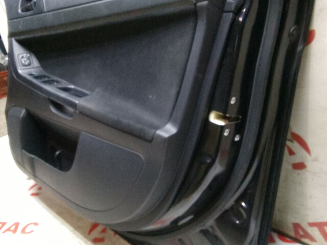 Дверь MITSUBISHI Galant Fortis 