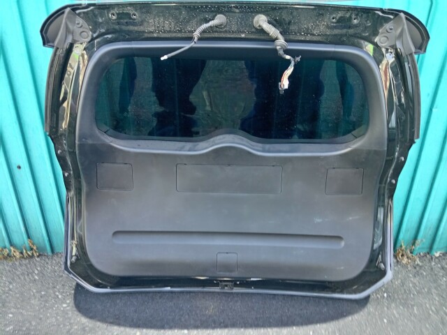 Дверь багажника TOYOTA RAV4 