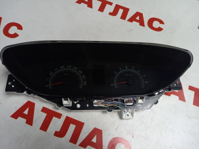 Щиток приборов TOYOTA Ractis 