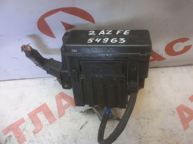 Блок предохранителей TOYOTA - 2AZ-FE