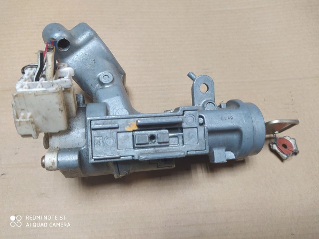 Замок зажигания TOYOTA Probox 