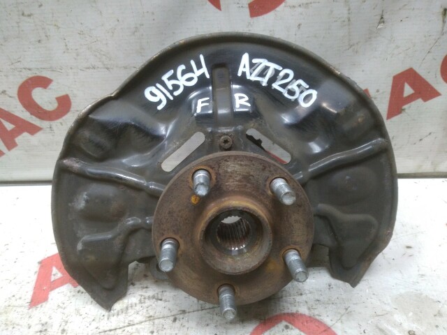 Ступица TOYOTA Avensis 