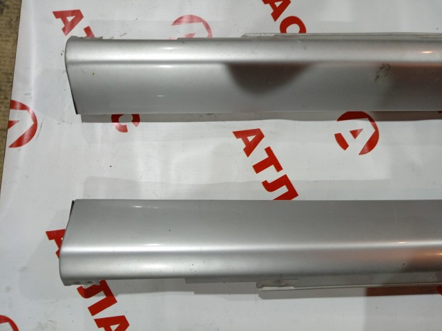 Накладка порога NISSAN Tino 