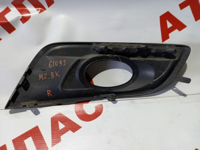 Оправа туманки MAZDA Axela 