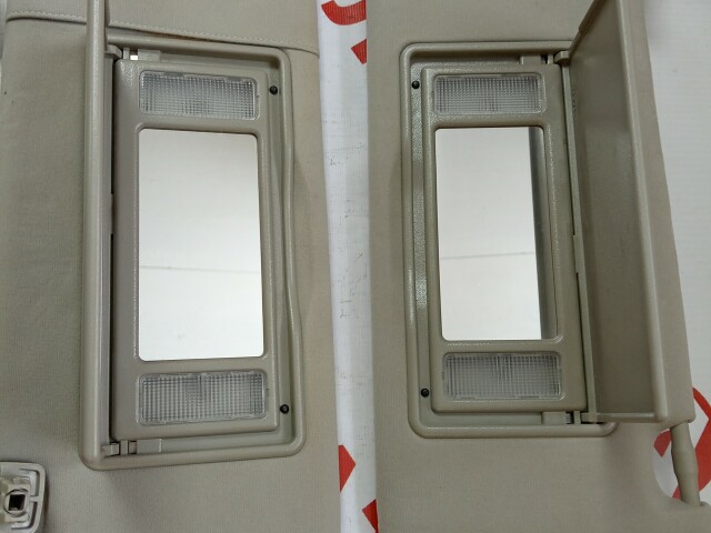 Козырёк TOYOTA Avensis 