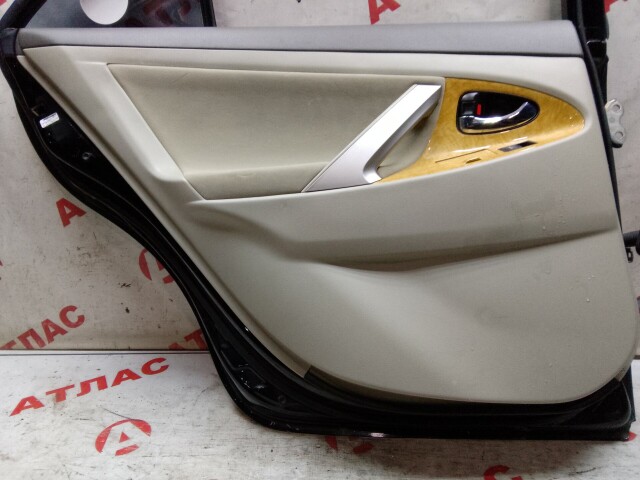 Дверь TOYOTA Camry 