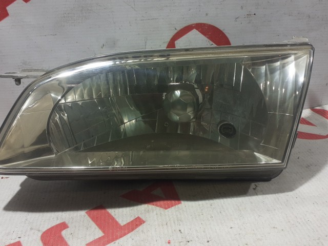 Фара TOYOTA Corolla 