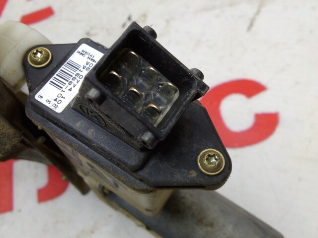 Стеклоподъемник TOYOTA Corolla 