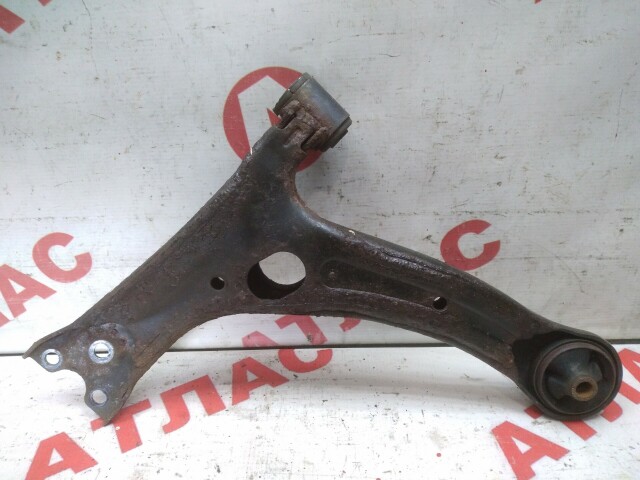 Рычаг TOYOTA Avensis 