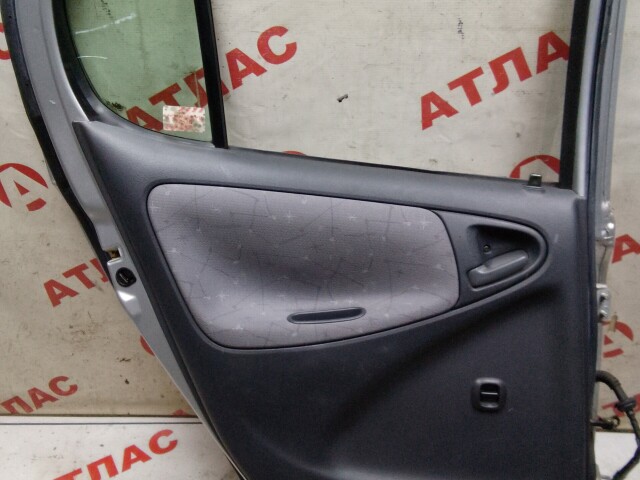 Дверь TOYOTA Vitz 