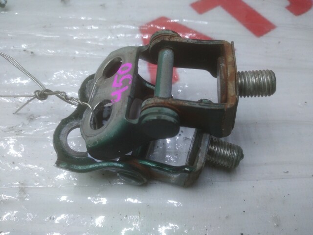 Кронштейны багажника TOYOTA Vitz 