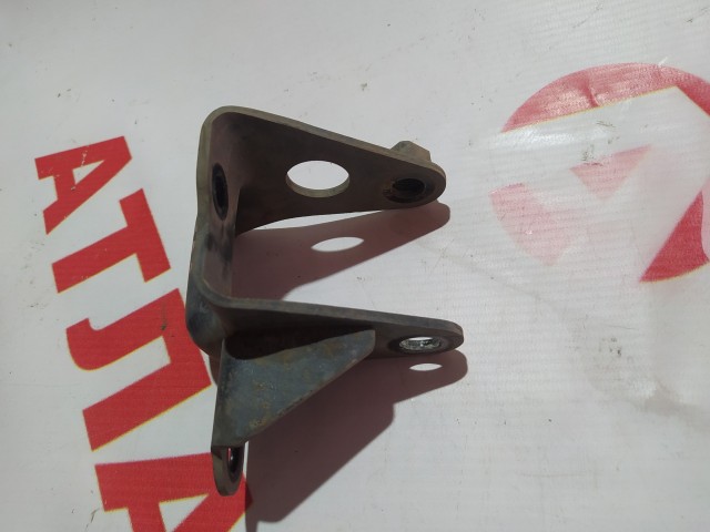 Кронштейн подушки ДВС TOYOTA Avensis 1AZ-FE