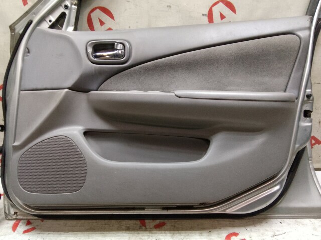 Дверь NISSAN Sunny 