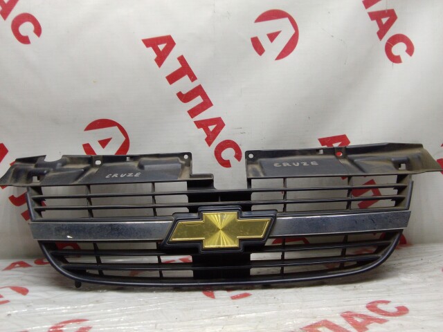 Решетка радиатора CHEVROLET Cruze 