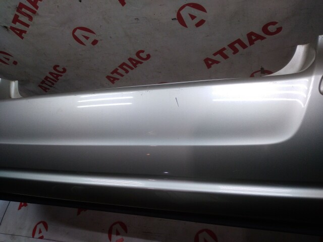 Бампер задний TOYOTA Avensis 