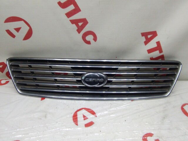 Решетка радиатора NISSAN Cefiro 