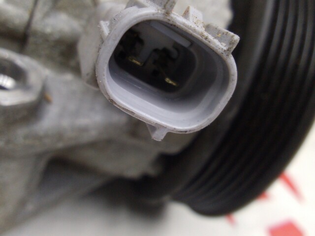 Компрессор кондиционера TOYOTA Vitz 1KR-FE