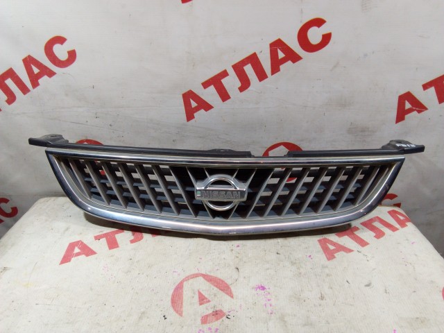 Решетка радиатора NISSAN Sunny 