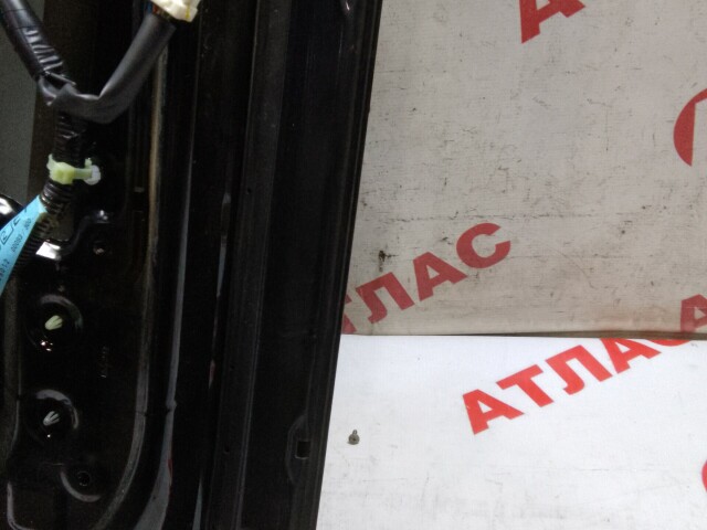 Дверь NISSAN Primera 