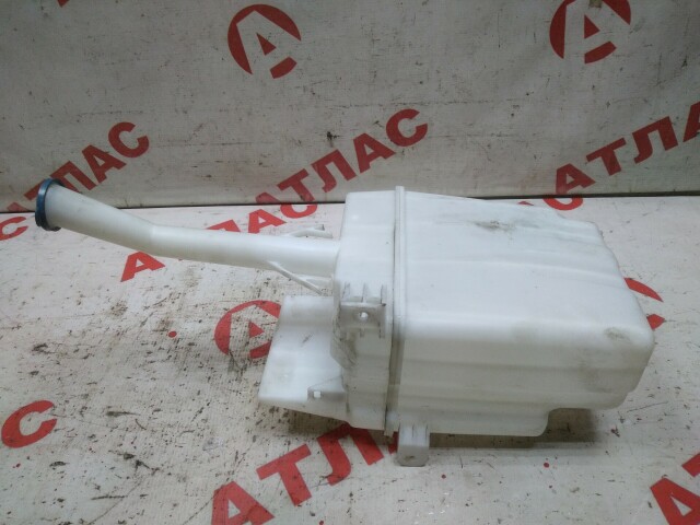 Бачок омывателя TOYOTA Avensis 