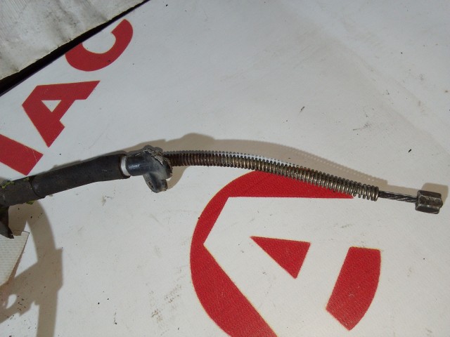 Трос ручника TOYOTA Ist 