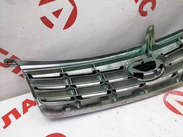 Решетка радиатора TOYOTA Corolla Axio 