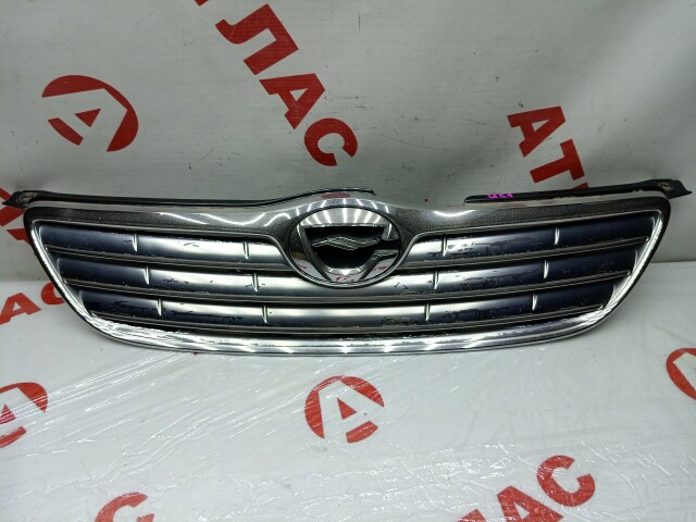 Решетка радиатора TOYOTA Corolla 
