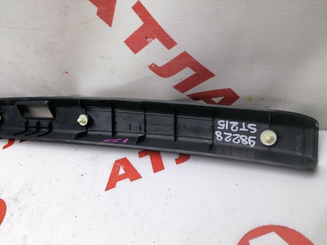 Накладка замка багажника TOYOTA Corona Premio 