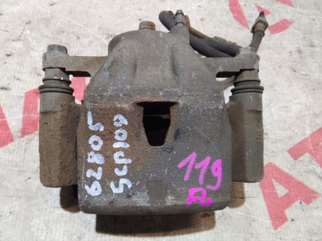 Суппорт TOYOTA Ractis 