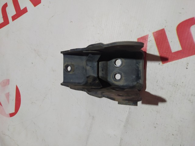 Кронштейн подушки ДВС MAZDA Familia ZL-VE