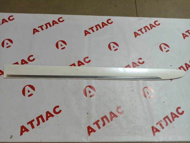 Молдинг NISSAN Bluebird Sylphy 